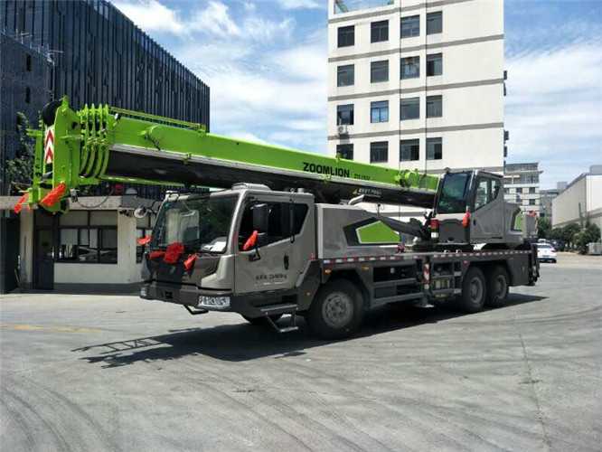 宜都市随车吊师傅告诉你租赁随车吊车如何区分吨位